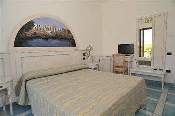 Isolabella Hotel Ventotene Exterior foto